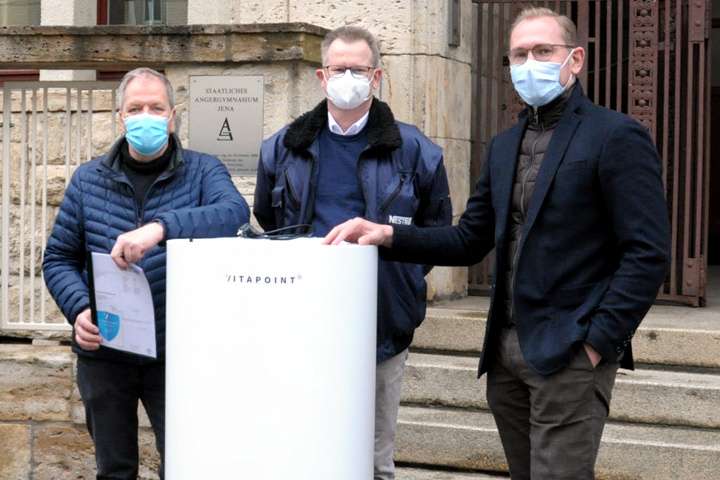 Engagierte Spender sorgen für hygienisch saubere Luft dank VITAPOINT Luftreiniger Engagierte Spender sorgen für hygienisch saubere Luft dank VITAPOINT Luftreiniger